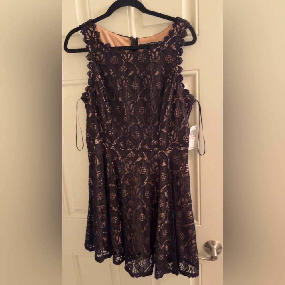 BRAND NEW WITH TAGS black lace dress